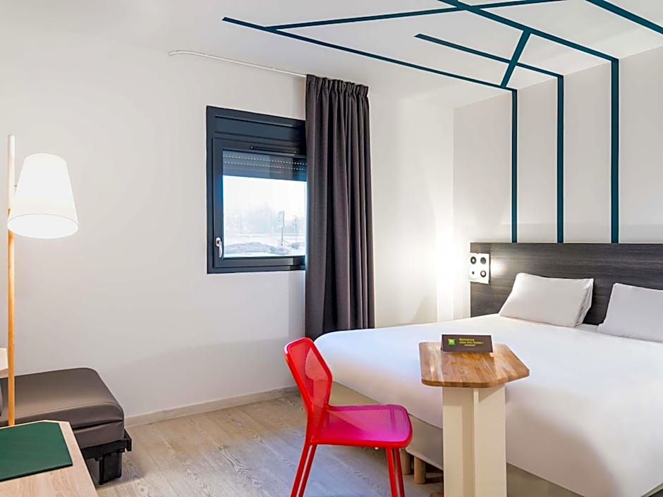 ibis Styles Rouen Val De Reuil