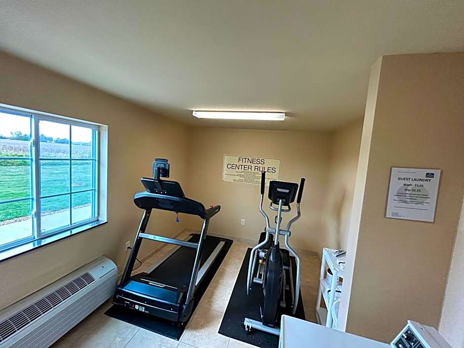 Cobblestone Hotel & Suites - Knoxville