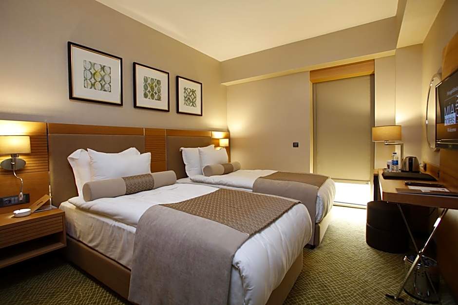 Mia City Hotel