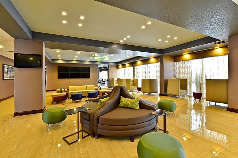 Wyndham Garden Elk Grove Village / O'Hare