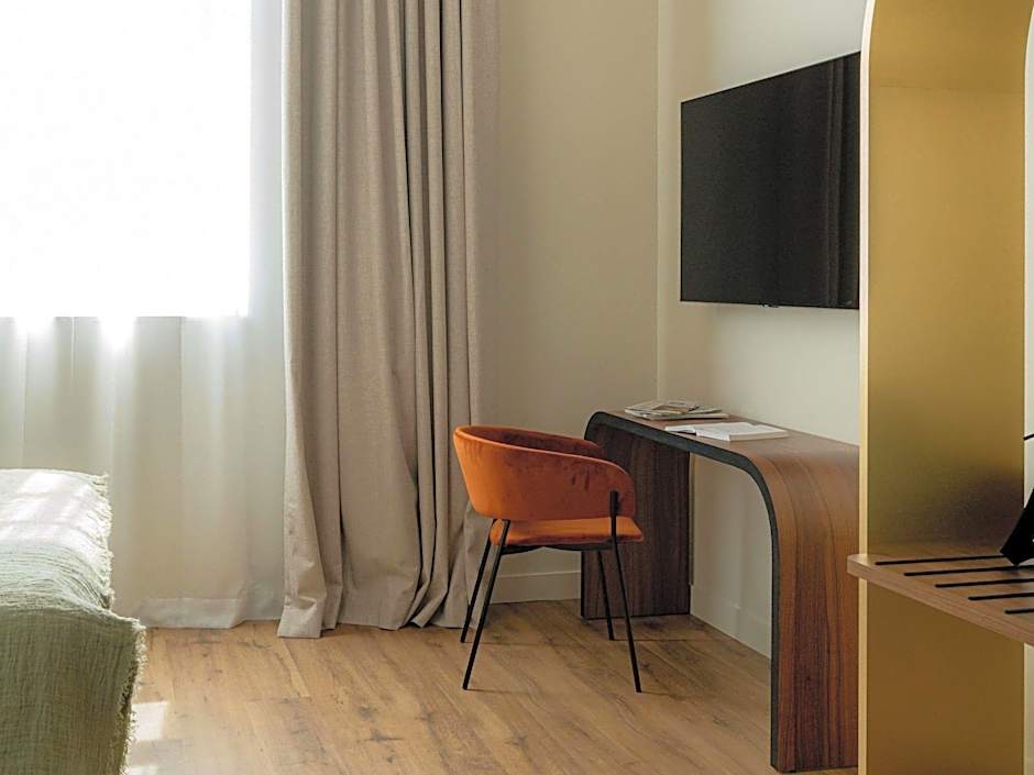 Hôtel Fort St Laurent Lyon - Handwritten Collection