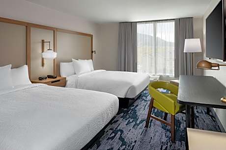 Queen Room with Two Queen Beds and Transfer Shower - Mobility Access/Hearing Accessible