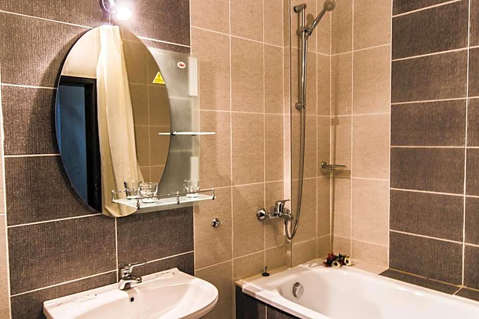 Amaris Hotel - All inclusive - Free parking