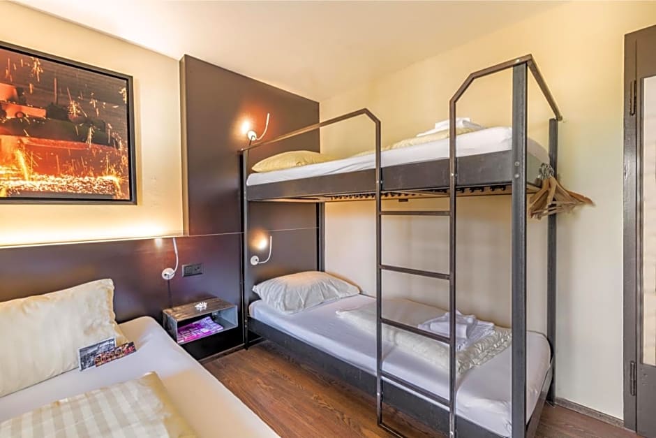 feRUS Hotel