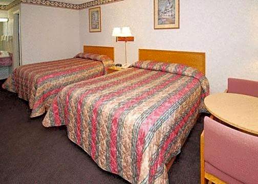 Americas Best Value Inn & Suites Macon at Eisenhower Pkwy