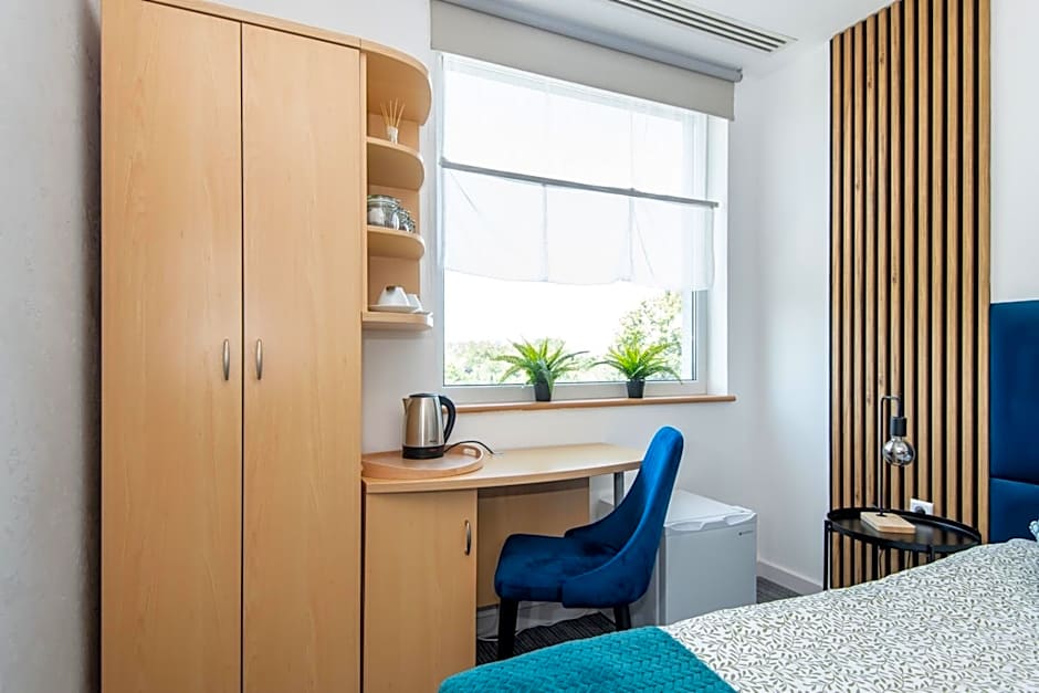 Sapphire Hotel Room Poznan