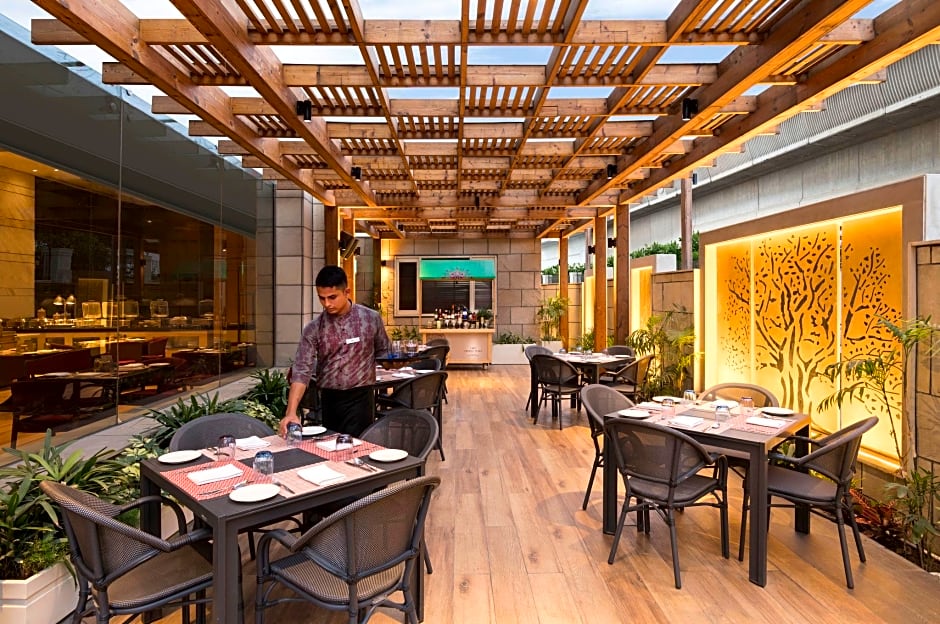 Crowne Plaza New Delhi Mayur Vihar Noida By IHG