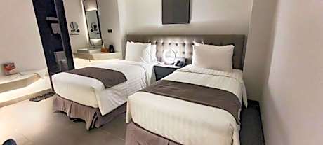 Standard Twin Room No Window