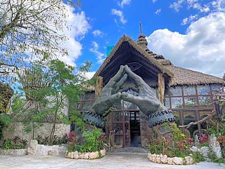 Akuazul Resorts Adults Only