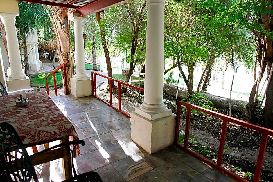 Ikaia River Lodge