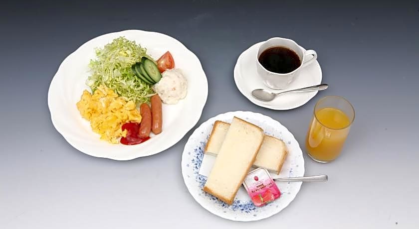 Tendo Central Hotel