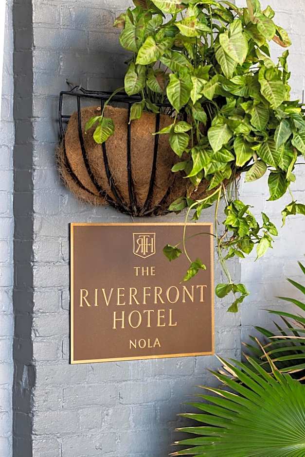 THE RIVERFRONT HOTEL NEW ORLEANS