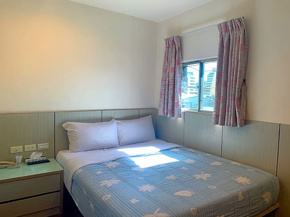 Ruei Gung Business Hotel