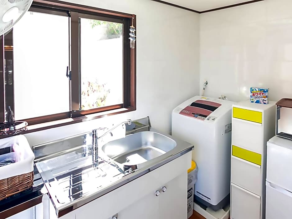 国際通りと牧志駅まで徒歩5分 庭付き素敵な古民家 わらゆんSO 松武の古民家Traditional house