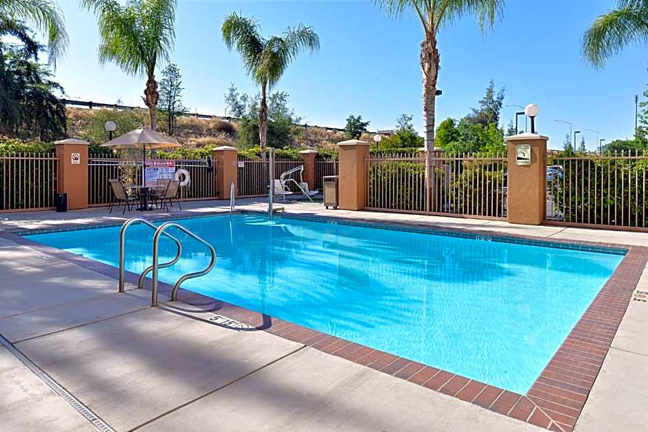 Holiday Inn Express Fresno River Park Highway 41 By IHG