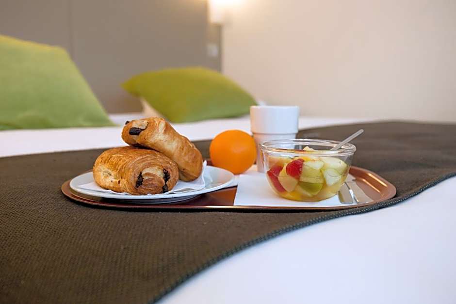 Hotel inn Design Laval