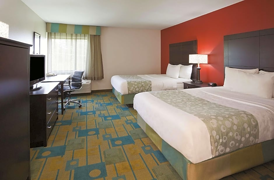 La Quinta Inn & Suites by Wyndham Sheboygan