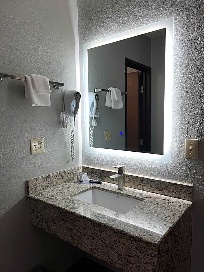 AmericInn by Wyndham Cloquet