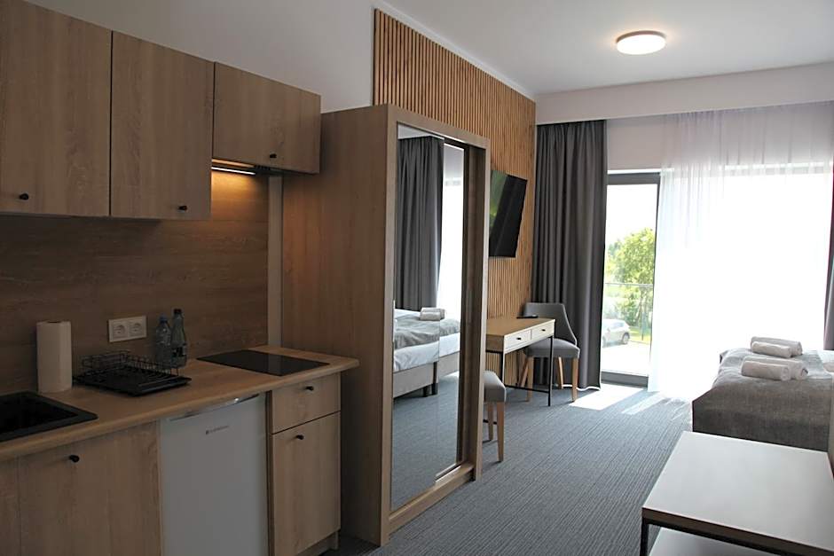 Hotel i Apartamenty Gorzelanny Dźwirzyno