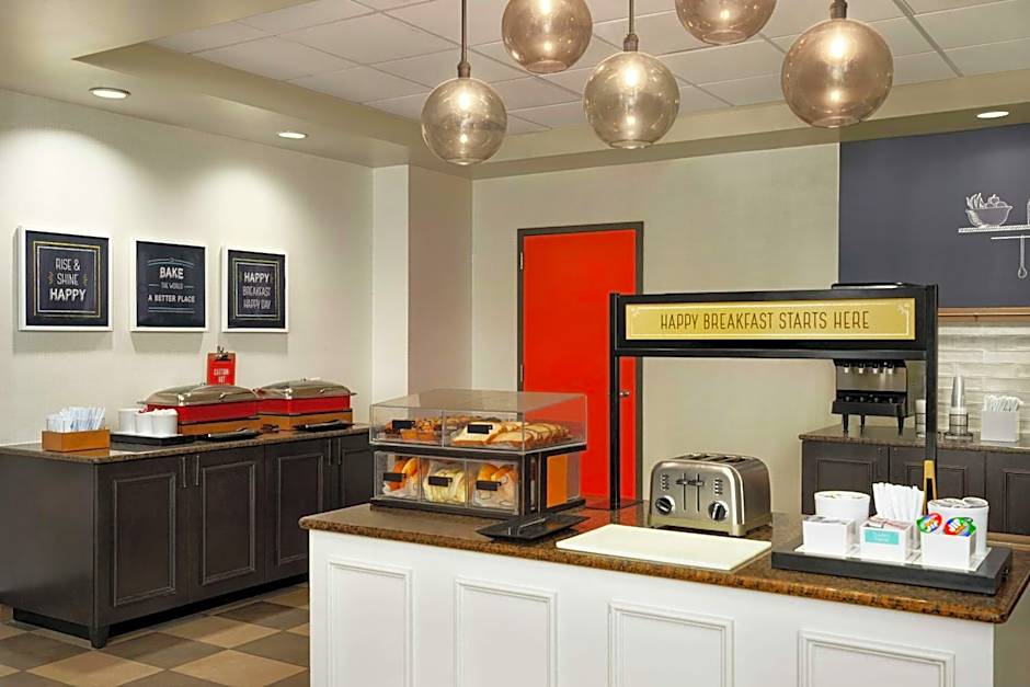 Hampton Inn By Hilton And Suites Exeter