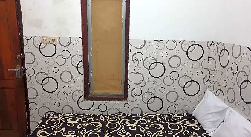 OYO Life 92622 Jatiluhur Kost Syariah