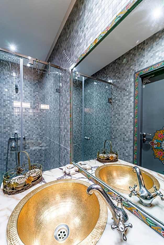 Riad Les Nuits De Fès