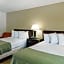 Days Inn by Wyndham St. Petersburg / Tampa Bay Area