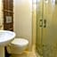 Esin Hotel