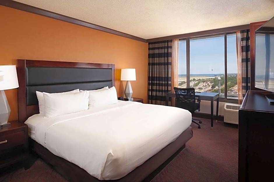 DoubleTree by Hilton Hotel Cleveland Downtown - Lakeside