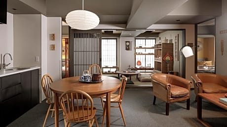 Premium Two-Bedroom Suite for 4