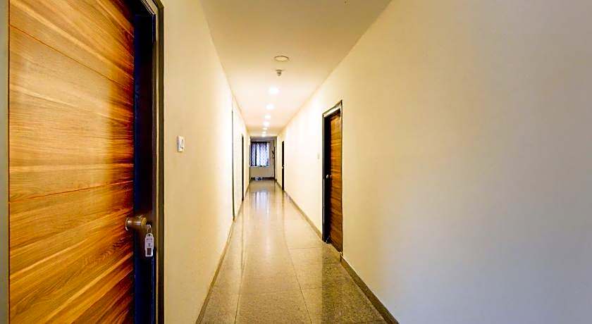 OYO Flagship Hotel R Square – Hyderabad, 