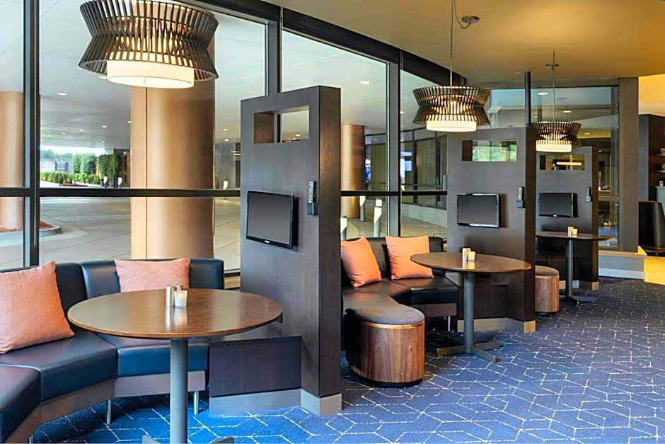 Courtyard by Marriott Redwood City