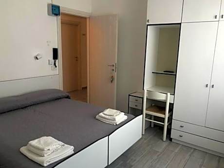 Classic Quadruple Room