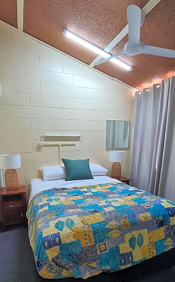 Emthree Seaside Apartments