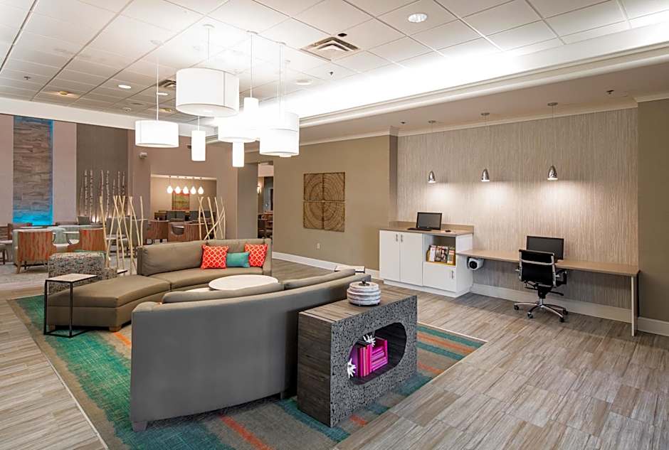 Holiday Inn Hotel & Suites Lake City By IHG