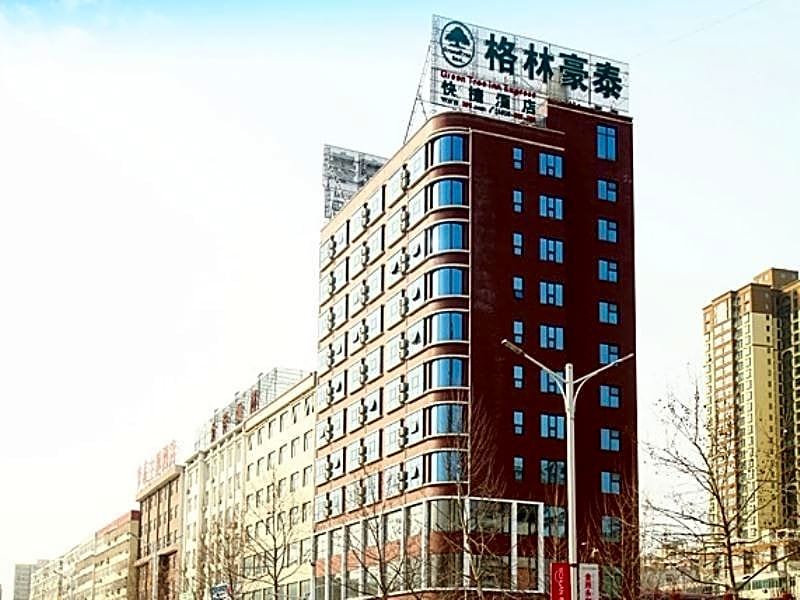 GreenTree Inn LuoYang YiChuan Yilong Avenue