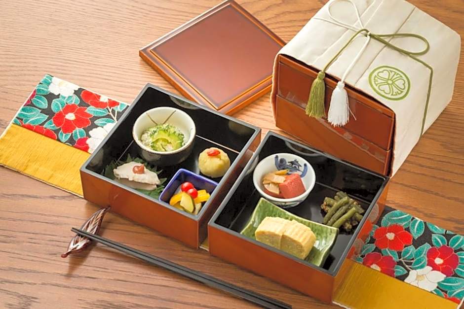 Nazuna Kyoto Nijo-jo