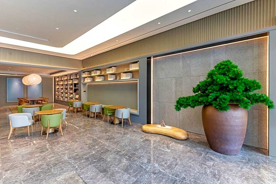 Ji Hotel Shenzhen North Railway Station