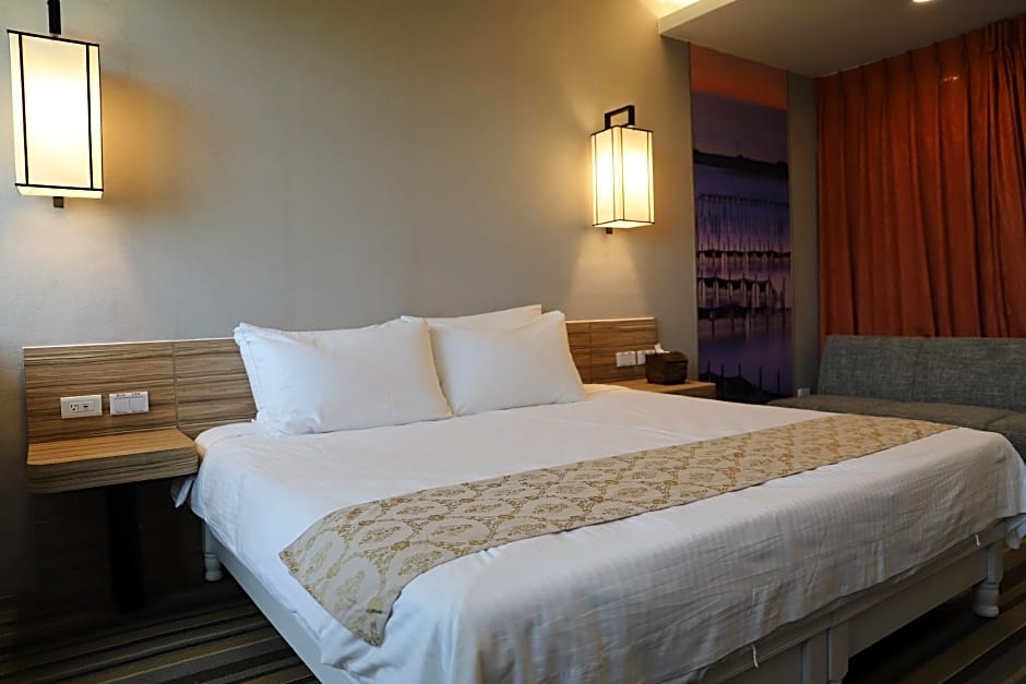 TAINAN JULIE'S GARDEN