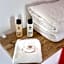Aux Charmes-Suites cosy et independantes equipees d un frigo, micro ondes et nespresso