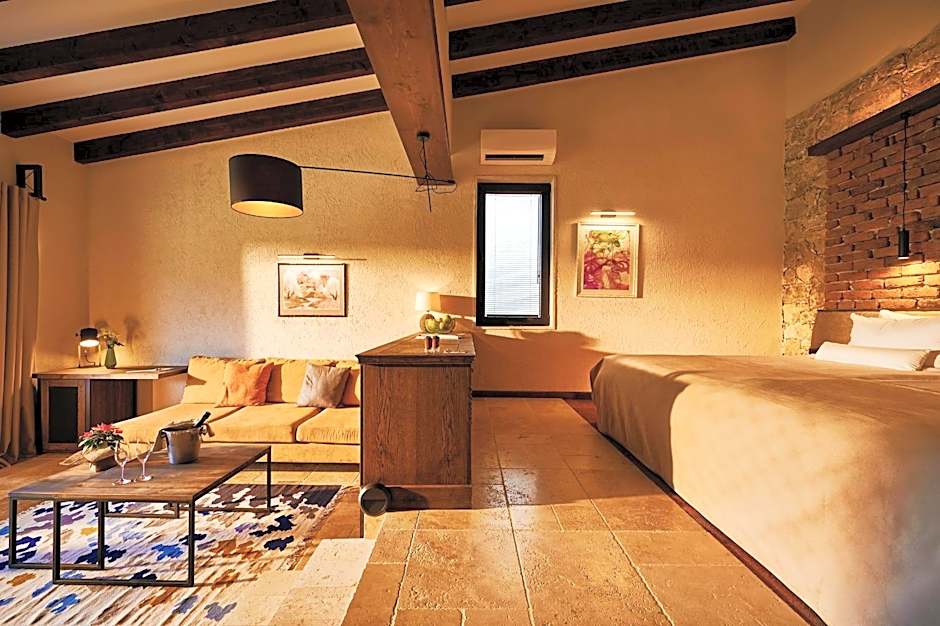 AYA Estate Relais & Chateaux