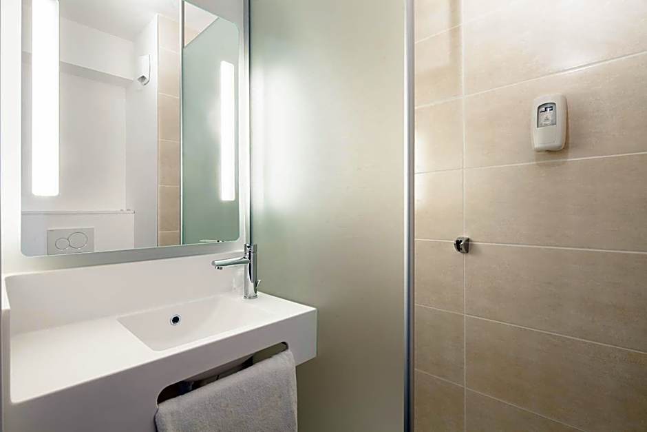 B&B HOTEL Cergy Saint Christophe