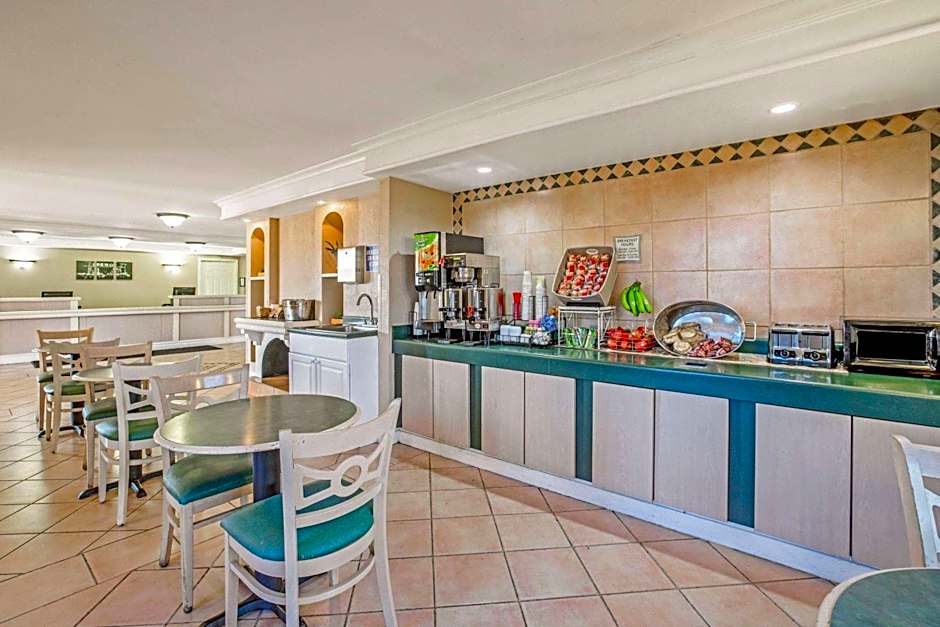 La Quinta Inn & Suites by Wyndham Reno