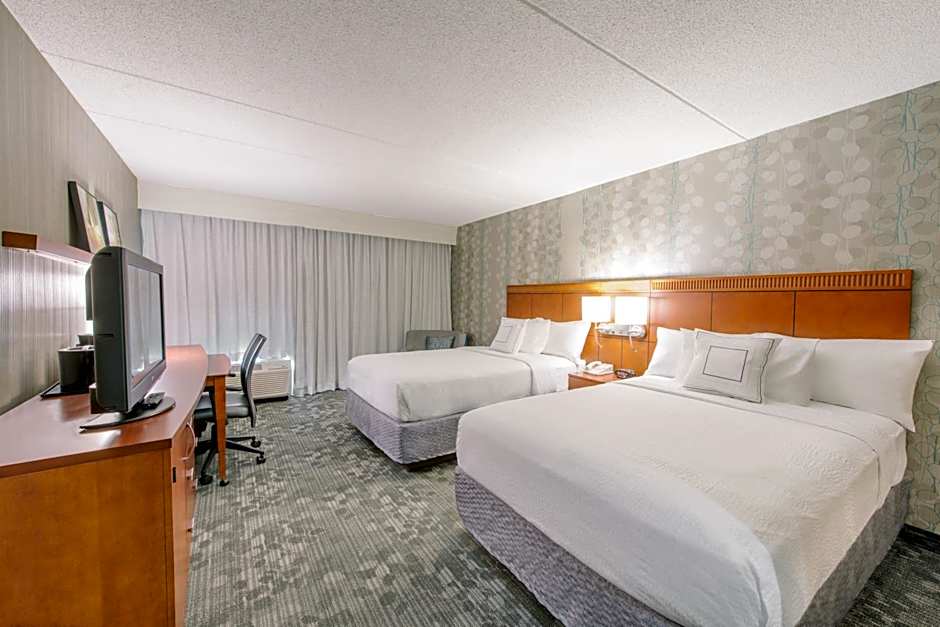 Courtyard by Marriott Nashua