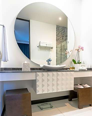Two Bedroom Grand Suite