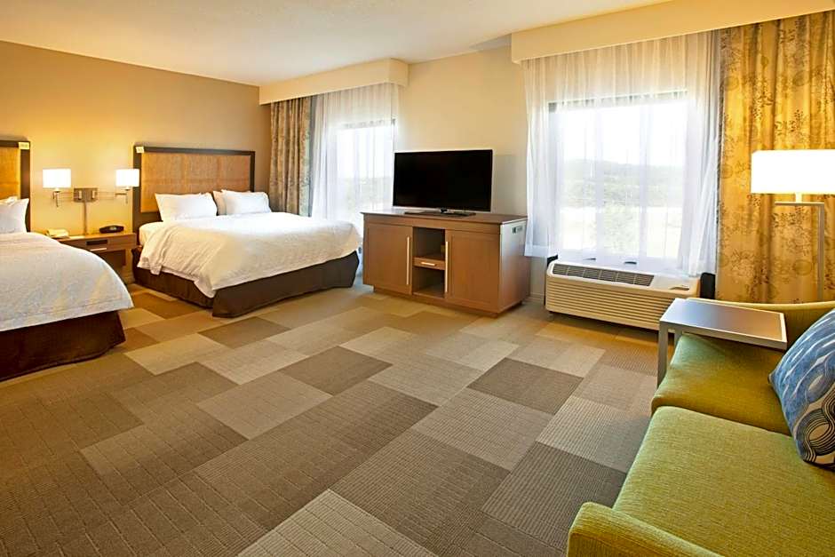HAMPTON INN & SUITES BY HILTON NASHVILLE-SMYRNA