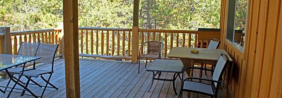 DiamondStone Guest Lodges