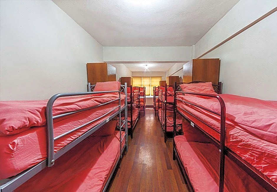 Gökçe Pansiyon - Only men