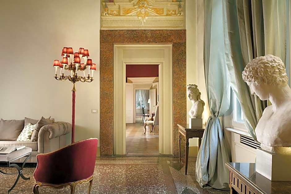Al Palazzo del Marchese di Camugliano Residenza d'Epoca