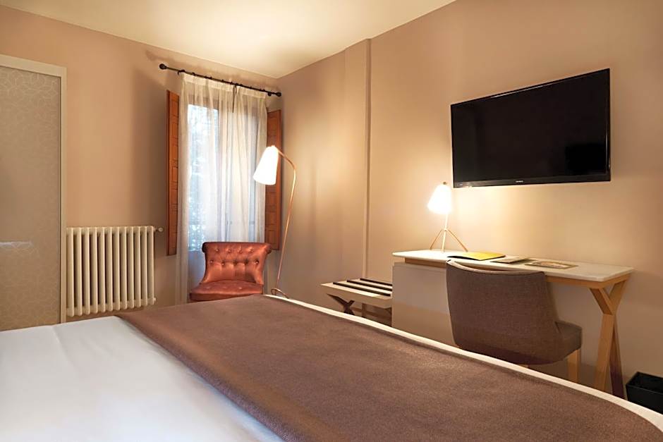 Exe Casa de Los Linajes